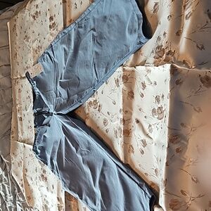 Nike cropped zip front dri fit active pants